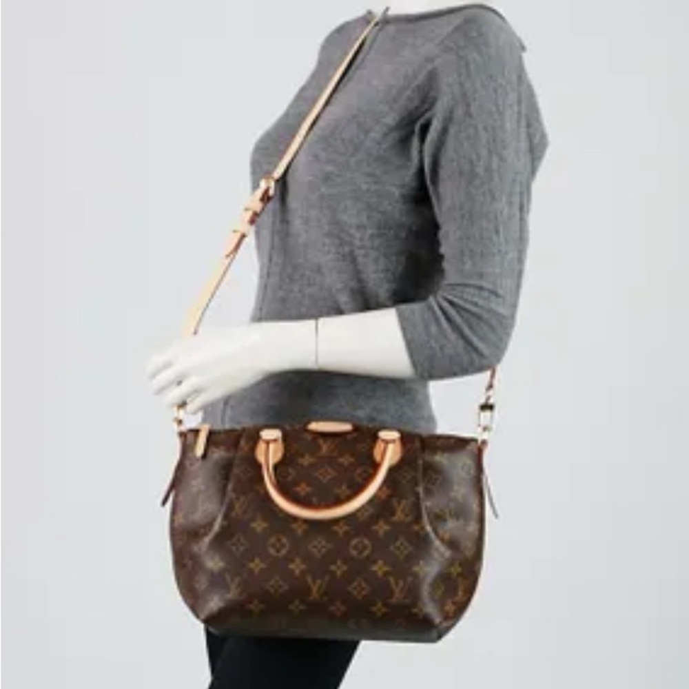 LOUIS VUITTON Monogram Canvas Turenne PM Bag - Picture 2 of 14